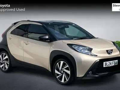 Used Toyota Aygo X 72 HP (52 kW) 2024 Beige SUV
