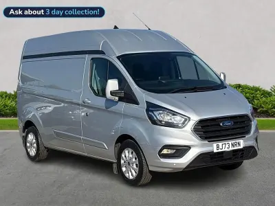 Usado Ford Transit Custom Limited 136 CV (100 kW) 2023 Plateado Van