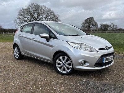 Used Ford Fiesta Zetec 82 HP (60 kW) 2011 Silver Hatchback