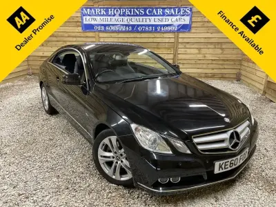 Usado Mercedes E200 SE 185 CV (136 kW) 2010 Negro Coupe