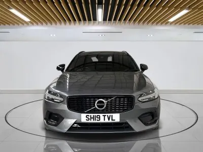 Used Volvo V90 R-Design 190 HP (139 kW) 2019 Grey Estate