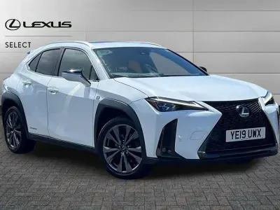 Used Lexus UX 250h Sport Line 199 HP (146 kW) 2019 White SUV