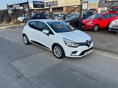 Used Renault Clio IV Dynamique 90 HP (66 kW) 2016 Hatchback