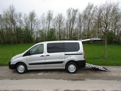 used Peugeot Expert Tepee 2.0 HDi L1 98 Comfort 5dr [7 Seats] Wheelchair Adapted Vehicle.