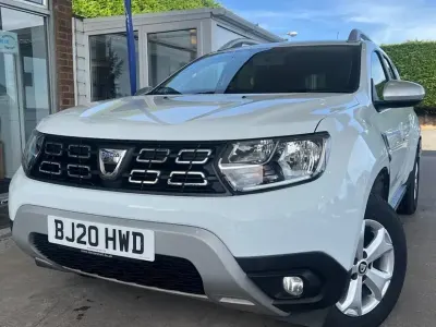 Used Dacia Duster Comfort 115 HP (84 kW) 2020 Glacier white SUV