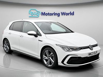 Second-hand VW Golf VIII R-line 148 CP (108 kW) 2023