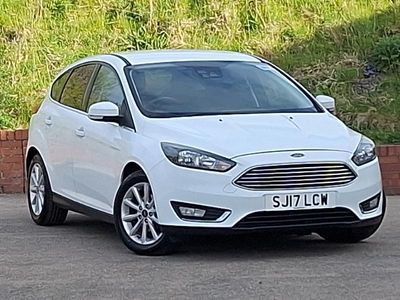Used Ford Focus Titanium 100 HP (73 kW) 2017 White Hatchback
