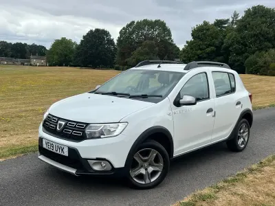 Used Dacia Sandero Essentiel 95 HP (69 kW) 2019 White Hatchback