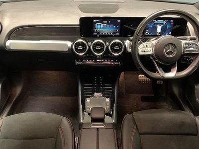 Mercedes GLB200