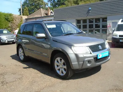 Used Suzuki Grand Vitara SZ5 127 HP (93 kW) 2010 Grey SUV