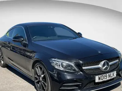 Używany Mercedes C300 AMG Line Premium 258 KM (189 kW) 2019 Czarny Coupe
