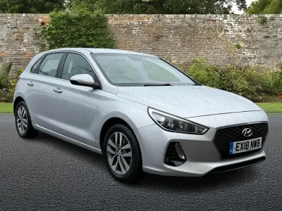 Used Hyundai i30 SE 120 HP (88 kW) 2018 Silver Hatchback