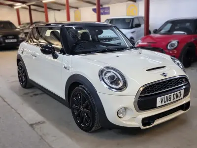 Used Mini Cooper S Hatch 2018 White Hatchback