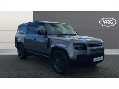 Used Land Rover Defender SE Dynamic 300 HP (220 kW) 2024 Grey SUV