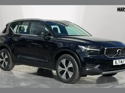 Used Volvo XC40 Inscription 207 HP (152 kW) 2022 Black SUV
