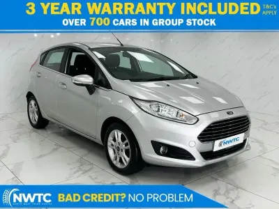 Begagnad Ford Fiesta Zetec 100 HK (73 kW) 2017 Silver Halvkombi
