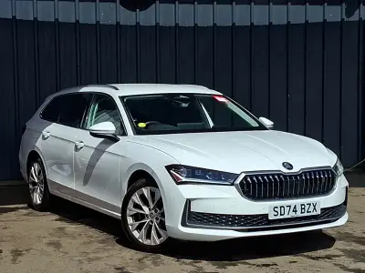Gebraucht Skoda Superb SE L 150 PS (110 kW) 2024 Weiß Kombi