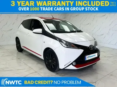 Used Toyota Aygo x-press 68 HP (50 kW) 2018 White Hatchback