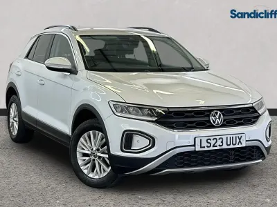 Used VW T-Roc Life 110 HP (80 kW) 2023 White SUV