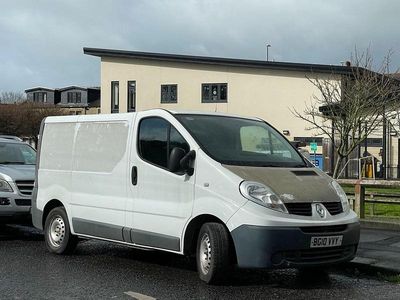 Used Renault Trafic 115 HP (84 kW) 2010 White MPV