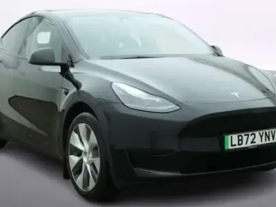 Begagnad Tesla Model Y RWD 219 kW (299 HK) 2024 SUV