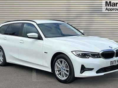 BMW 330e