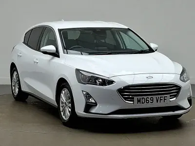 Used Ford Focus Titanium 125 HP (91 kW) 2020 White Hatchback