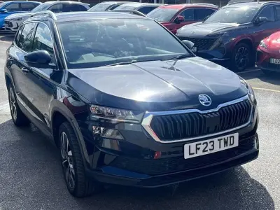 Gebraucht Skoda Karoq SE L 150 PS (110 kW) 2023 Schwarz SUV