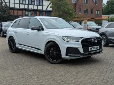 Used Audi Q7 Black Edition 281 HP (206 kW) 2020 White SUV
