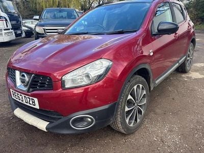 Used Nissan Qashqai 360º 110 HP (80 kW) 2013 Red SUV