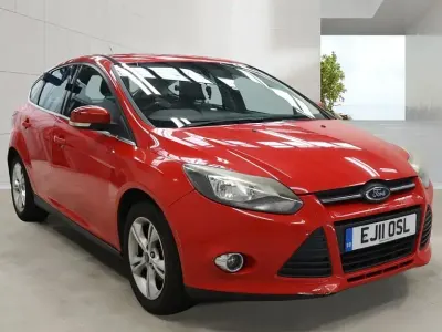 Used Ford Focus Zetec 2011 Red Hatchback