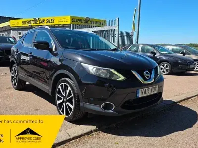 Used Nissan Qashqai Tekna 163 HP (119 kW) 2015 Black SUV