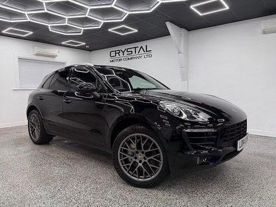 Black Used 2014 Porsche Macan SUV | £20,795 (A bit pricey)
