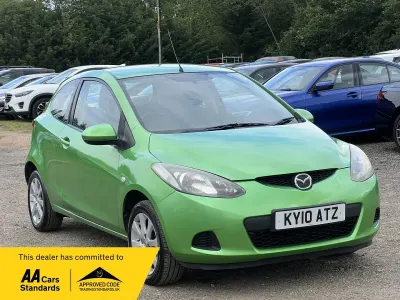 Used Mazda 2 2010 Green Hatchback