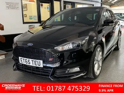 Used Ford Focus ST 250 HP (183 kW) 2016 Black Hatchback