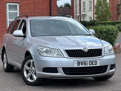Used Skoda Octavia SE 160 HP (117 kW) 2011 Silver Estate