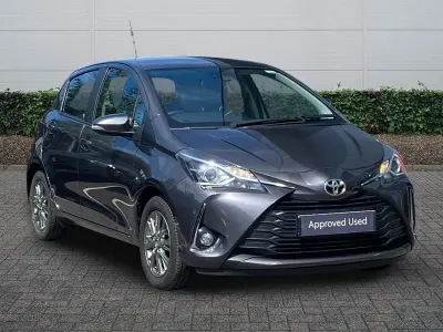 Used Toyota Yaris 107 HP (78 kW) 2019 Grey Hatchback