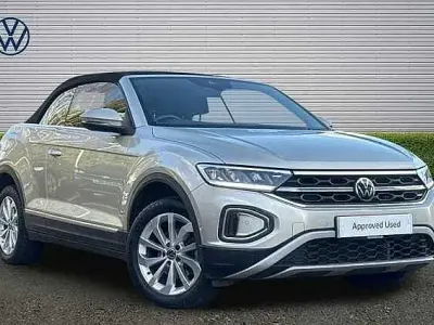 Begagnad VW T-Roc Cabriolet Style 2023 Vit Cab