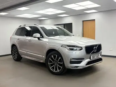 Used Volvo XC90 Momentum 235 HP (172 kW) 2017 Silver SUV