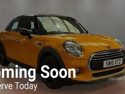 Begagnad Mini Cooper Hatch 136 HK (100 kW) 2015 Orange Halvkombi