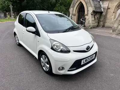 Used Toyota Aygo 2013 White Hatchback