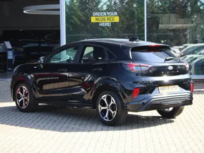 Käytetty Ford Puma ST-Line 2024 Musta Katumaasturi