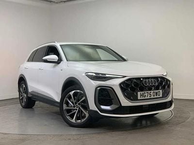 Used Audi Q5 S-Line 200 HP (147 kW) 2025 White SUV