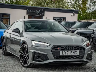 Begagnad Audi A5 Black Edition 2022 Sportkupé