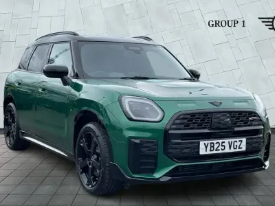 Used Mini Countryman 215 HP (158 kW) 2025 Green SUV