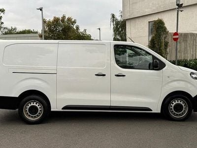 Used Citroën Dispatch 101 HP (74 kW) 2020 White MPV
