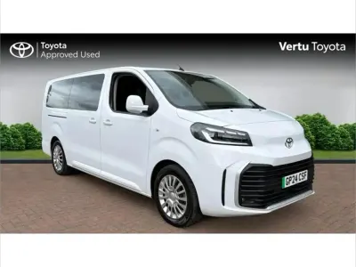Used Toyota Proace Verso 100 kW (136 HP) 2024 White Estate