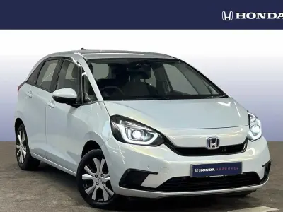 Second-hand Honda Jazz Hybrid 109 CP (80 kW) 2020 Alb Hatchback