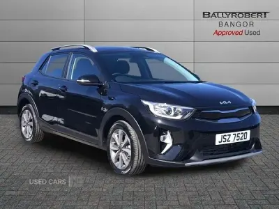 Nouă Kia Stonic 100 CP (73 kW) 2025 Negru SUV