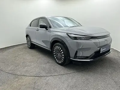 Usado Honda e Elegance 2025 Gris Utilitario